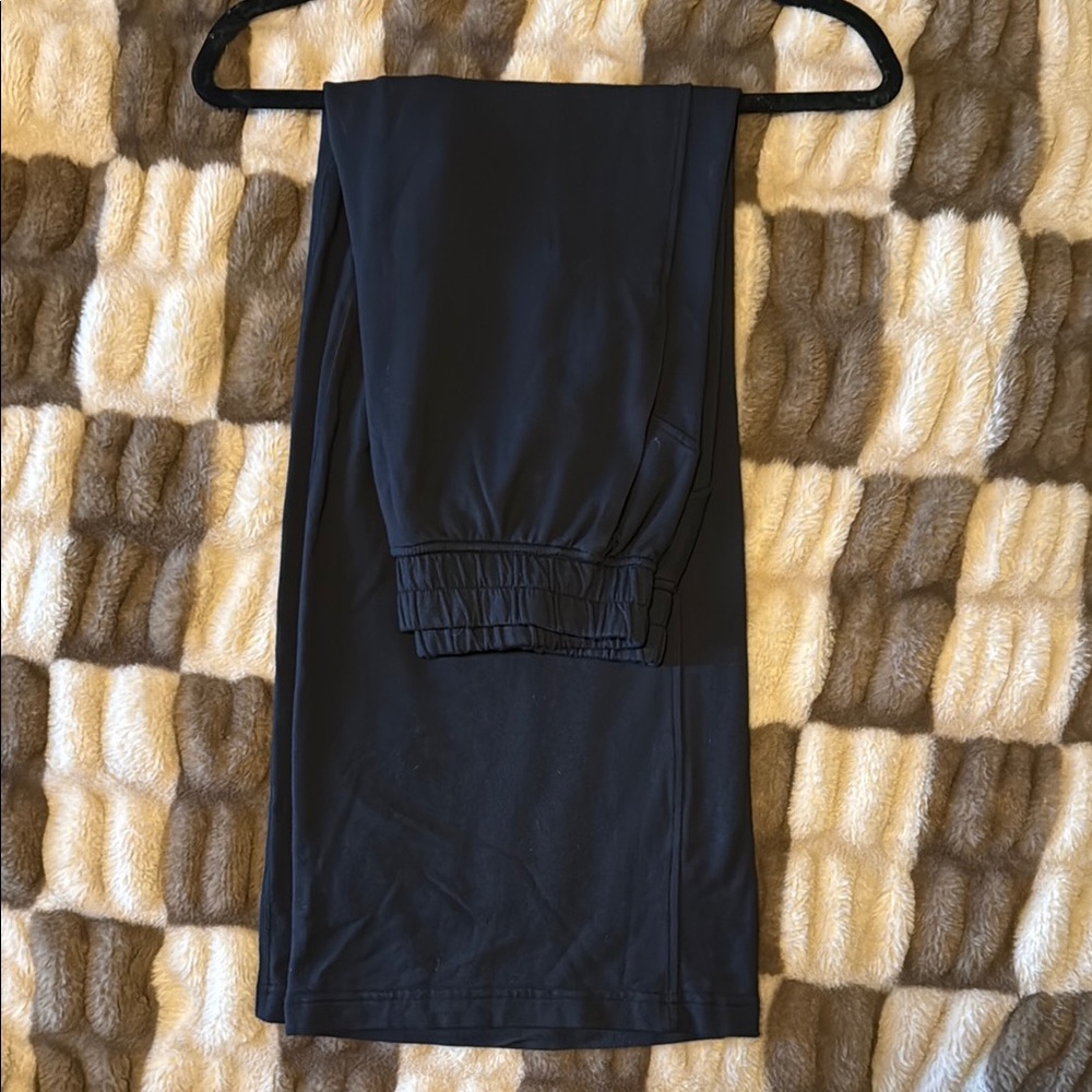 Lululemon athletica BeCalm Mid-Rise Wide Leg Pants